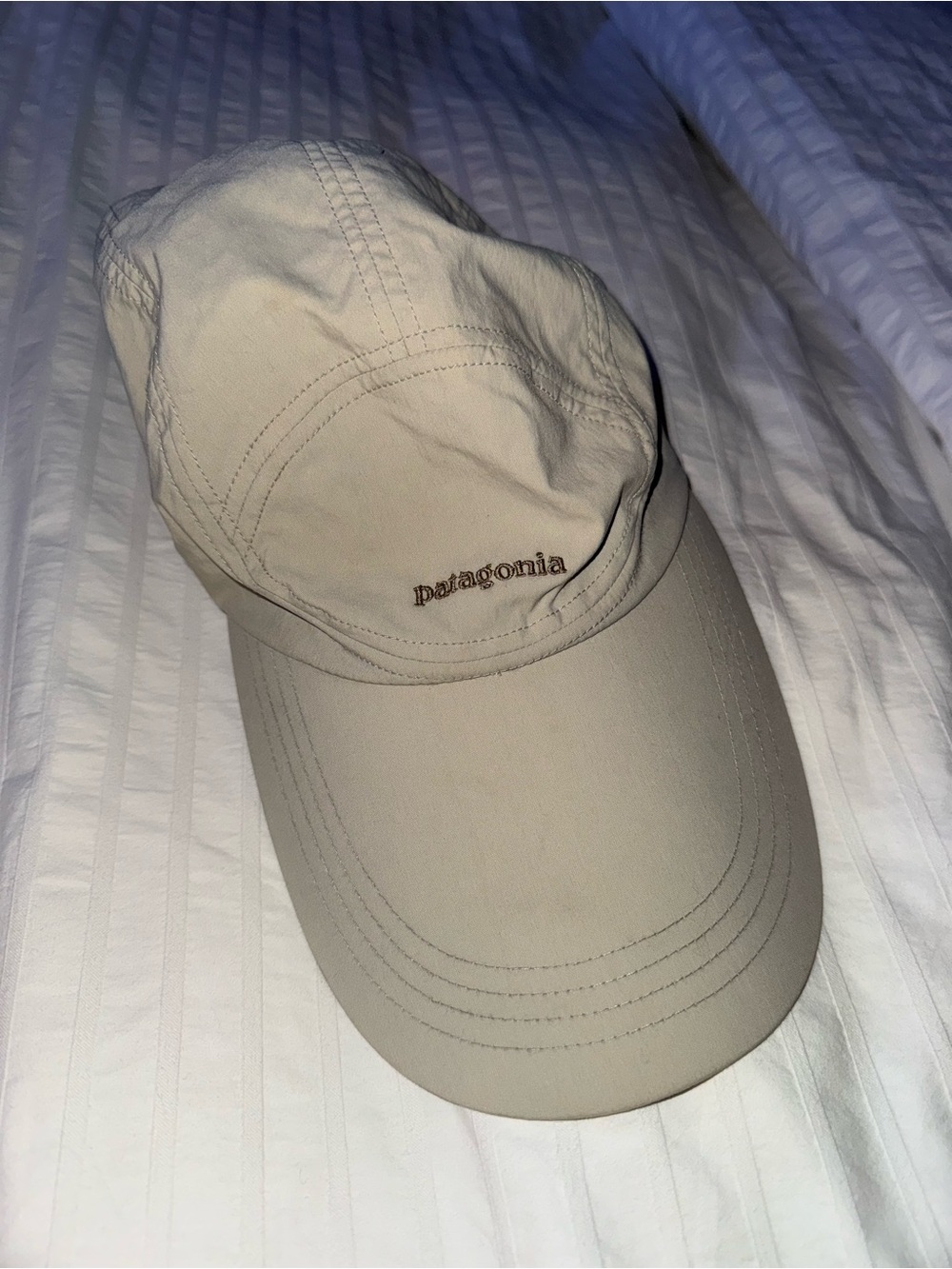 Highly sought after Patagonia Beige/Tan Lightweight Longbill BrimCap